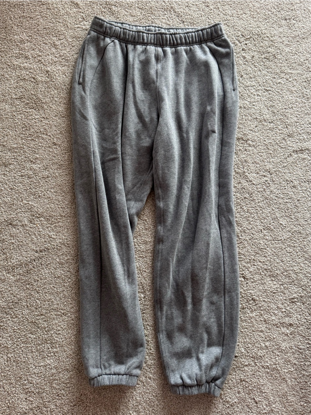 Lululemon Scuba Mid-Rise Oversized Jogger